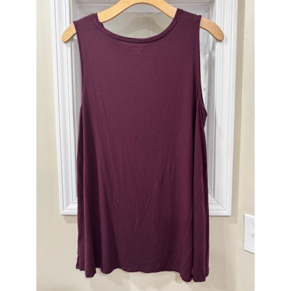 Amazon Essentials Tank Top - Picture 2 of 2